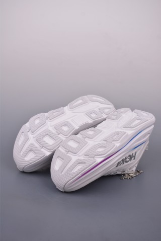 Hoka One Bondi 9 Wide view 3