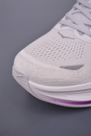 Hoka One Bondi 9 Wide view 6