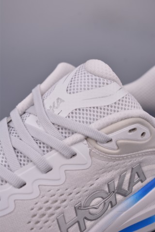 Hoka One Bondi 9 Wide view 7