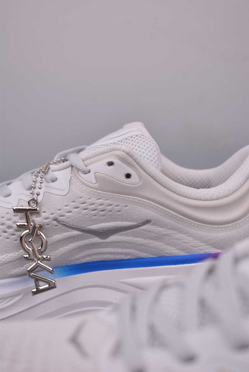 Hoka One Bondi 9 Wide view