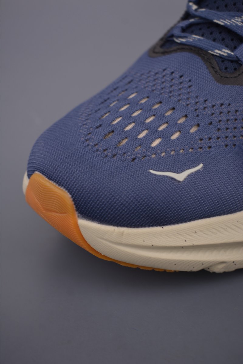 Hoka One M Kawana 2 view