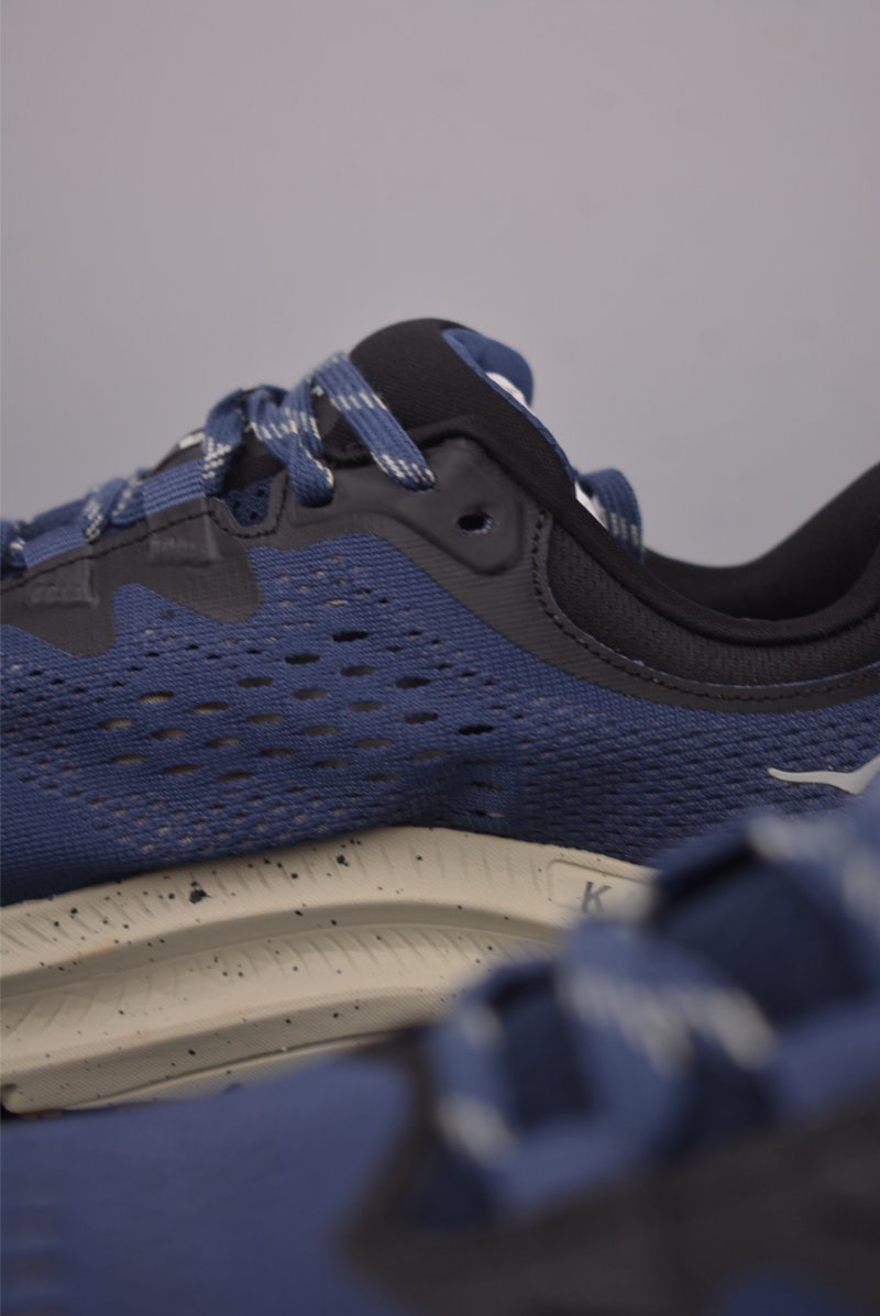 Hoka One M Kawana 2 view