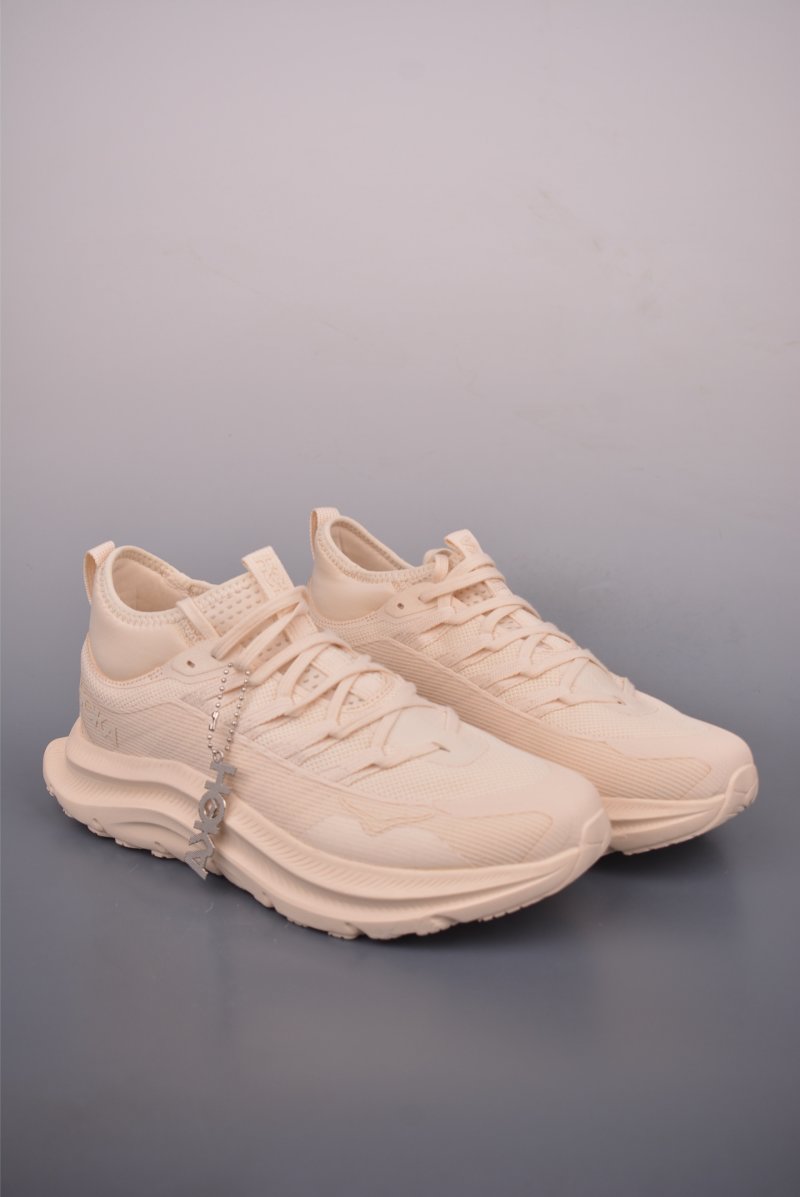 Hoka One M Kawana Mid
