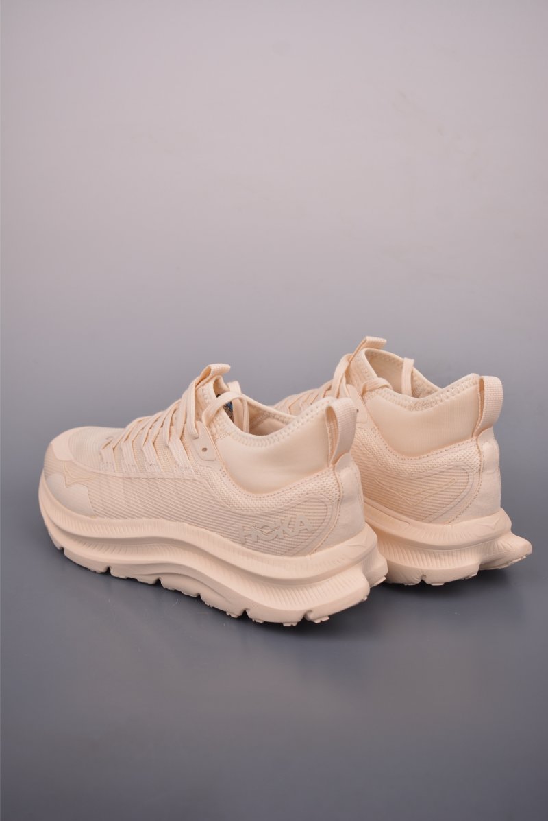 Hoka One M Kawana Mid view