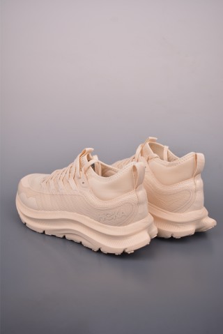 Hoka One M Kawana Mid view 2