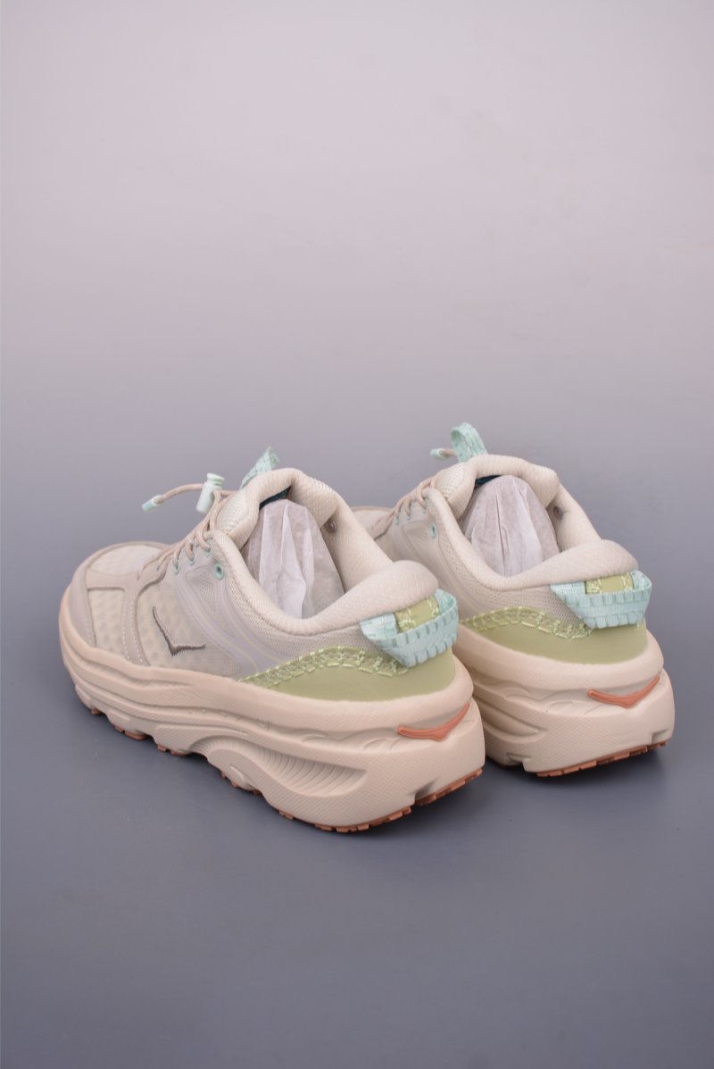 Hoka One U Bondi B3LS view