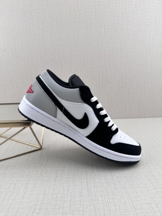 Air Jordan 1 Low view 2