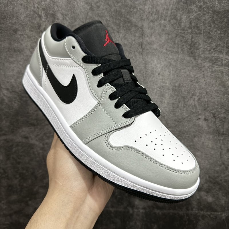 Air Jordan 1 Low view