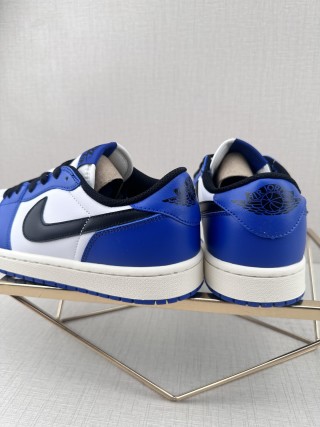 Air Jordan 1 Low view 5