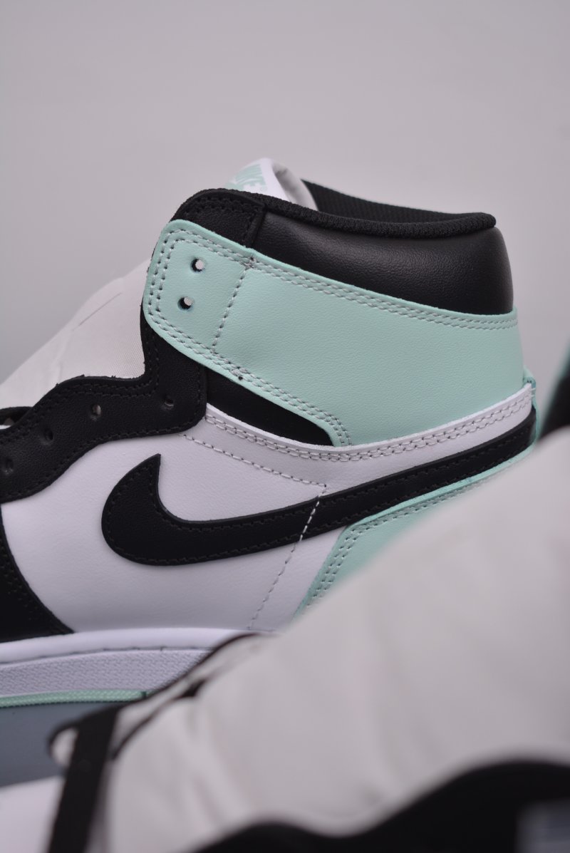 Air Jordan 1 High OG 'Mint Green' view