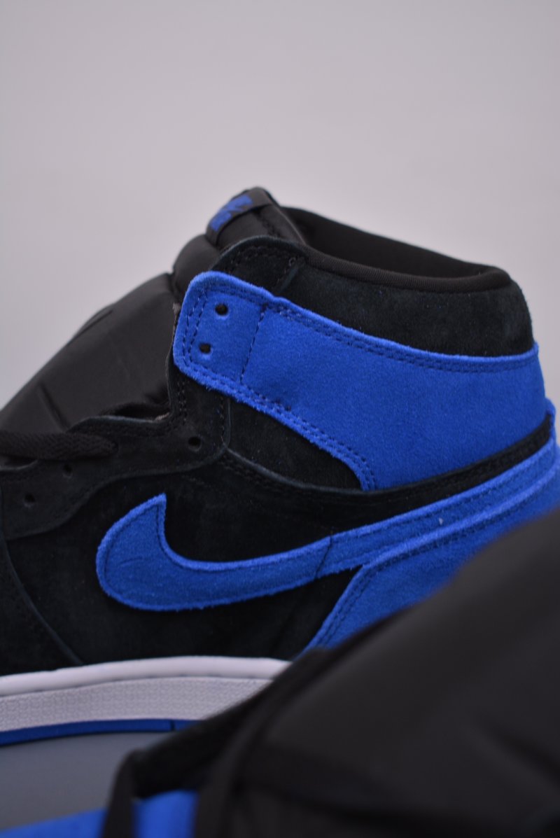 Air Jordan 1 High OG 'Royal Blue' view