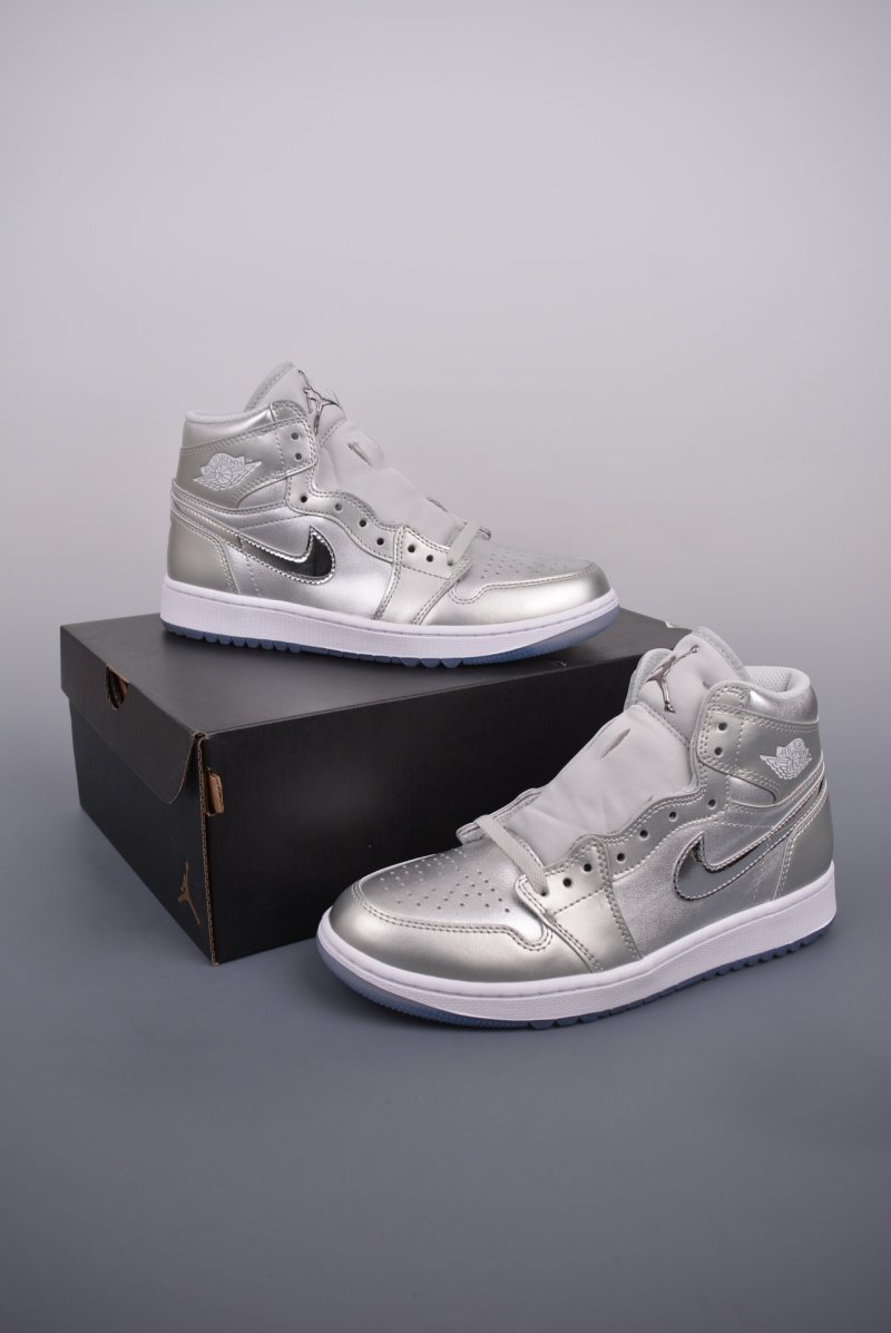Air Jordan 1 High OG 'White / Silver' view