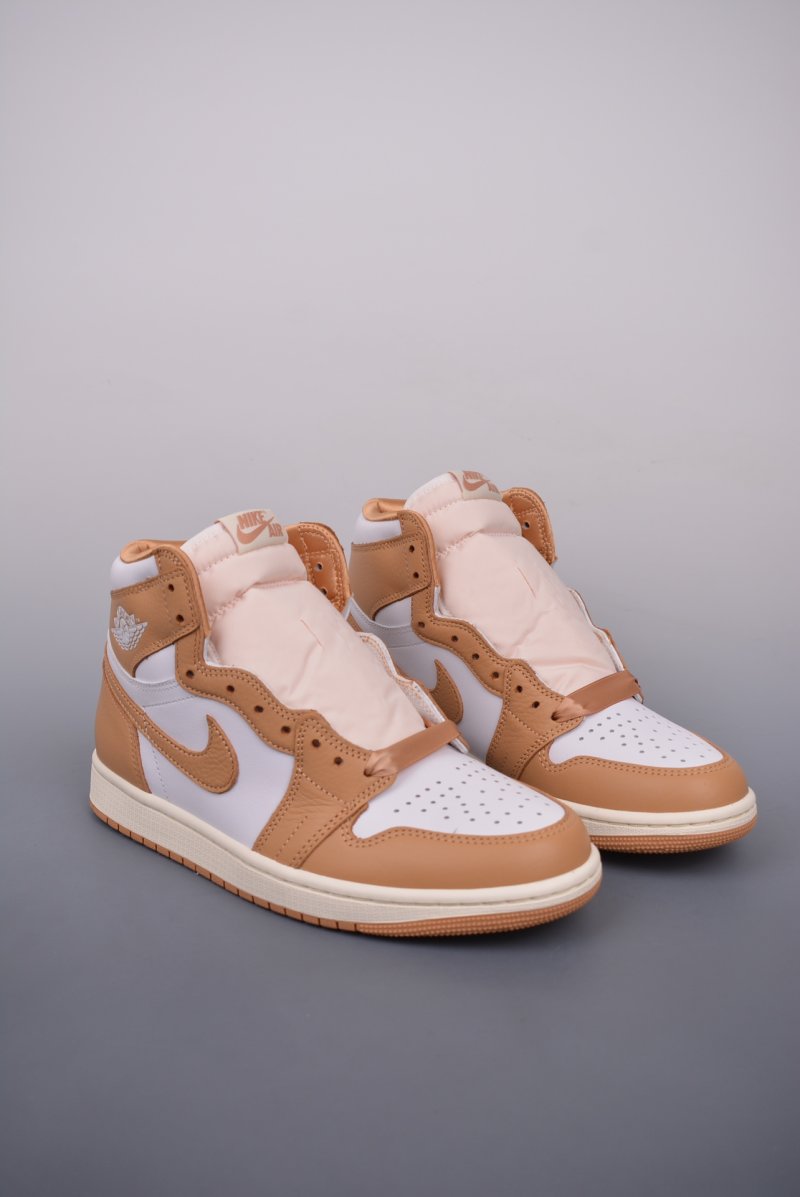 Air Jordan 1 High OG 'Cream Yellow'