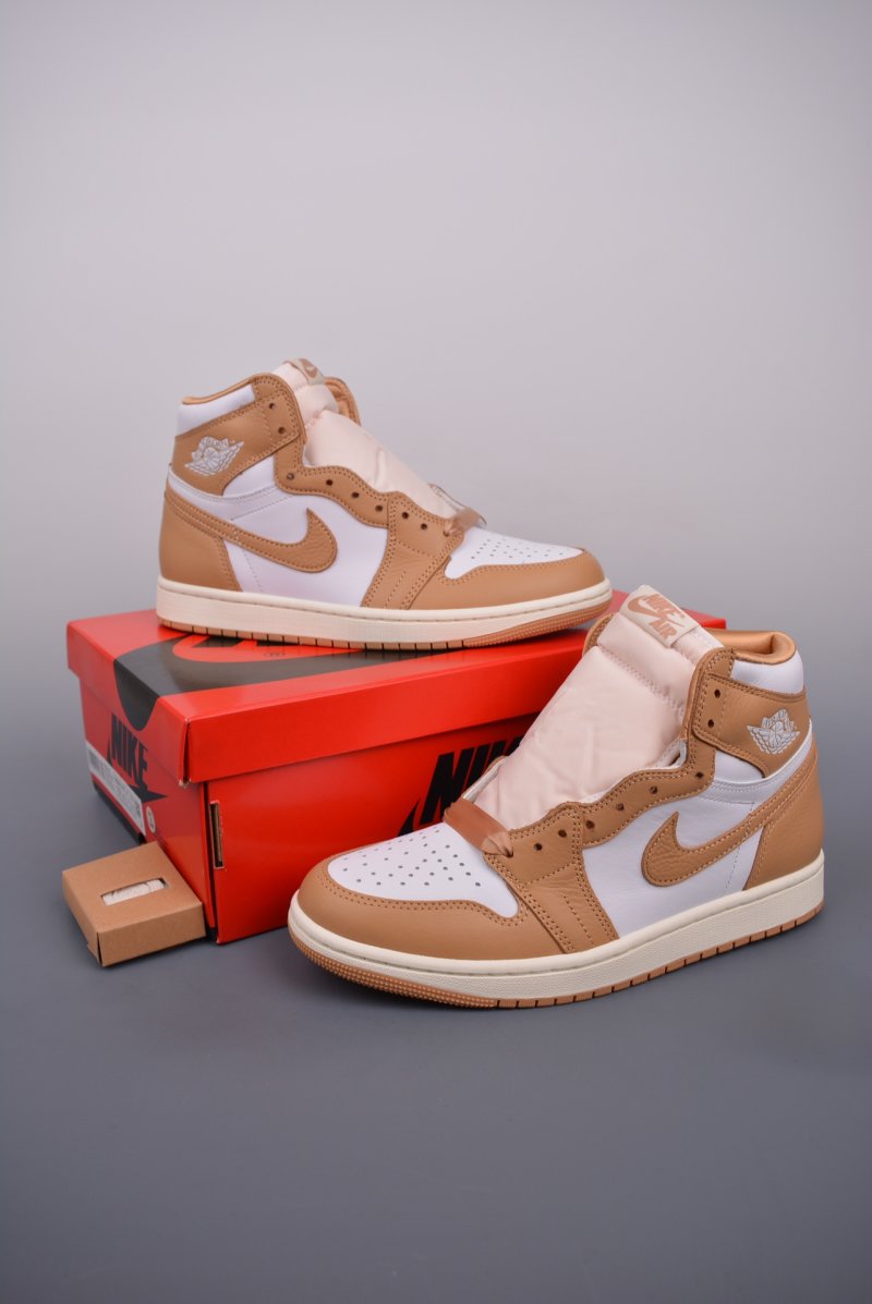 Air Jordan 1 High OG 'Cream Yellow' view