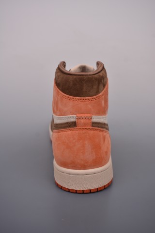 Air Jordan 1 High OG 'Cocoa Brown' view 4