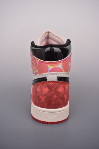 Air Jordan 1 High OG 'Next Chapter' view 4