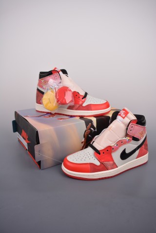 Air Jordan 1 High OG 'Next Chapter' view 5