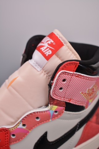 Air Jordan 1 High OG 'Next Chapter' view 7
