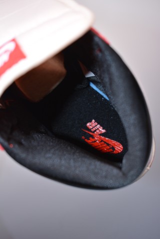 Air Jordan 1 High OG 'Next Chapter' view 9