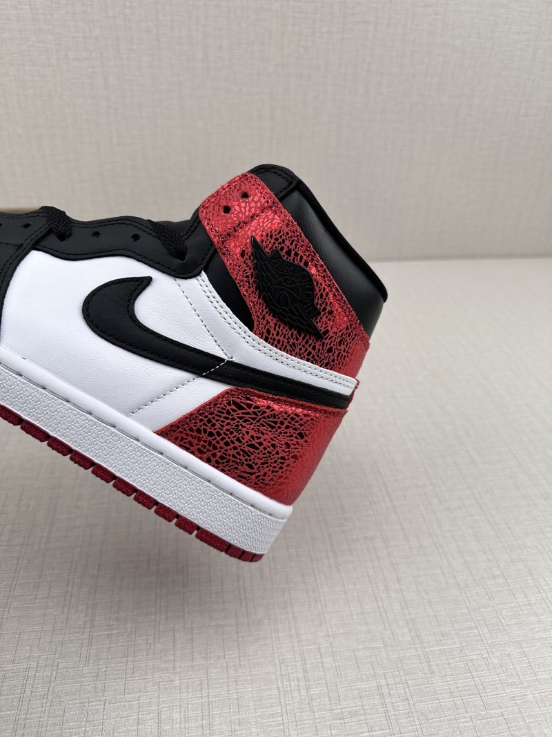 Air Jordan 1 High OG 'Ruby' view