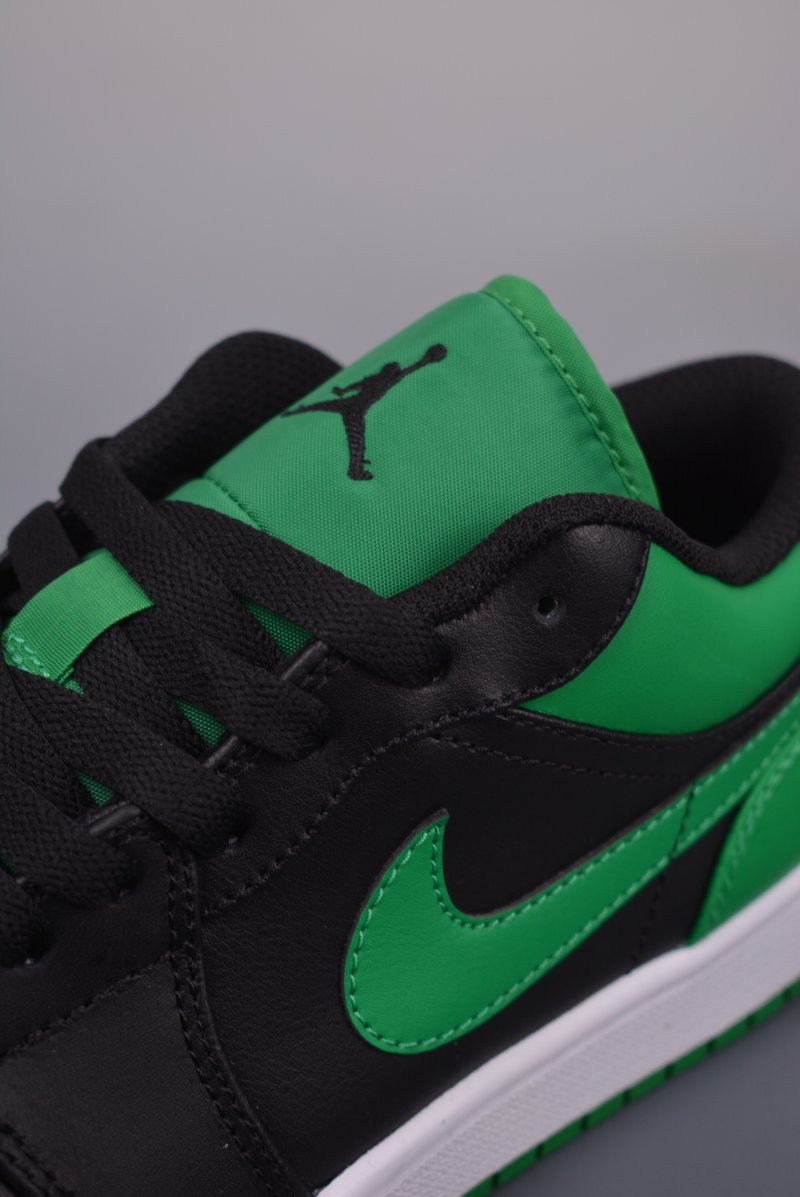 Air Jordan 1 Low 'Black / Green' view