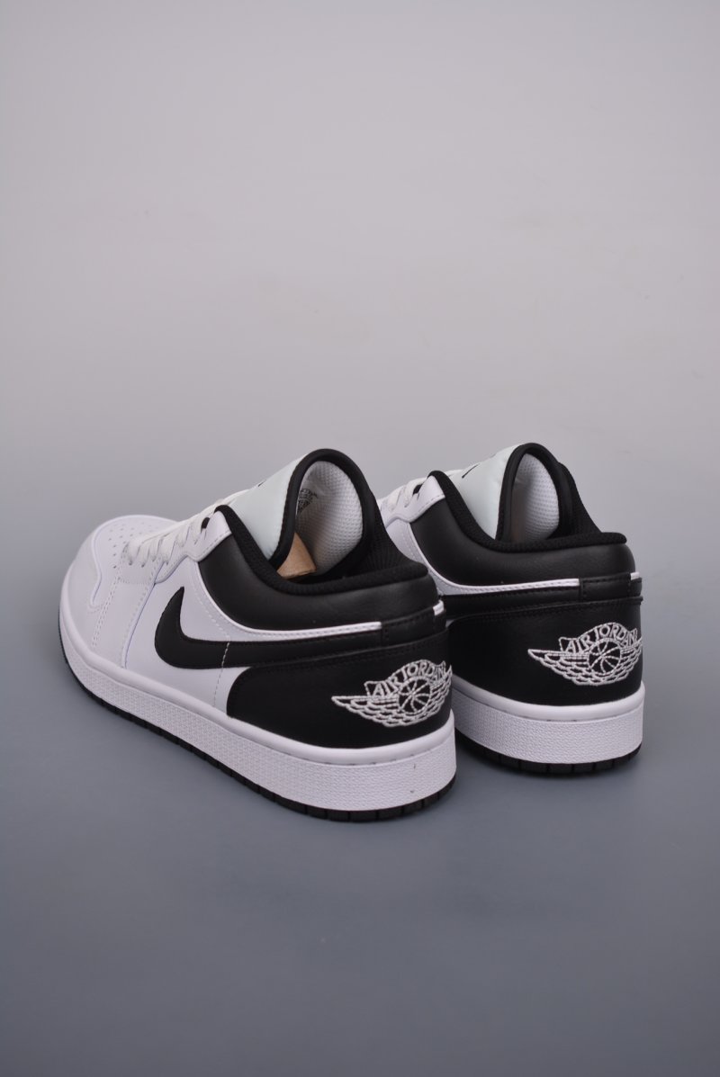 Air Jordan 1 Low 'Black / White' view
