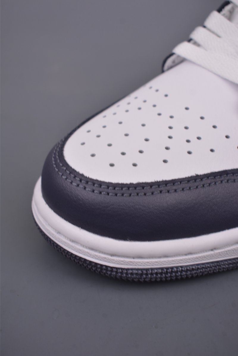 Air Jordan 1 Low 'White / Purple' view