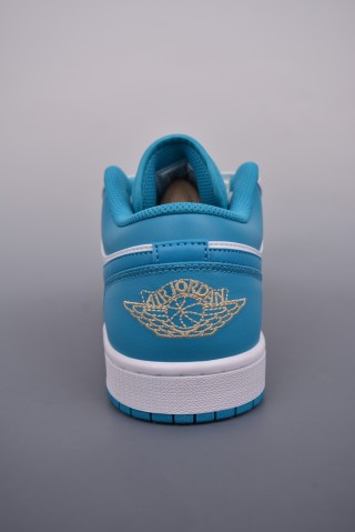 Air Jordan 1 Low 'White / Blue' view 4