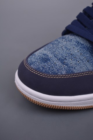Air Jordan 1 Low 'Denim Blue' view 6