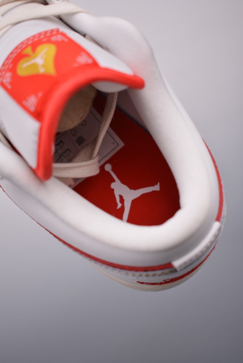 Air Jordan 1 Low 'White / Red / Gold' view