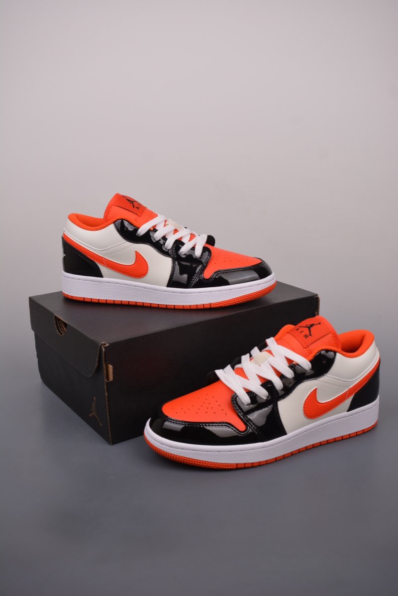 Air Jordan 1 Low 'White / Orange / Black' view