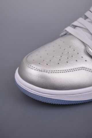 Air Jordan 1 Low 'Metallic Silver' view 6