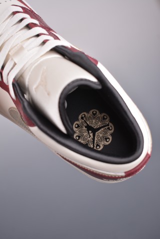 Air Jordan 1 Low 'Gold' view 9