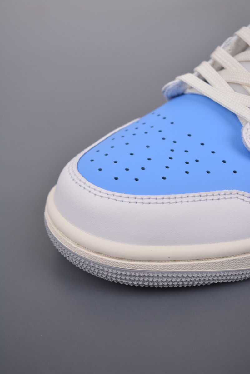 Air Jordan 1 Low 'White / Blue' view