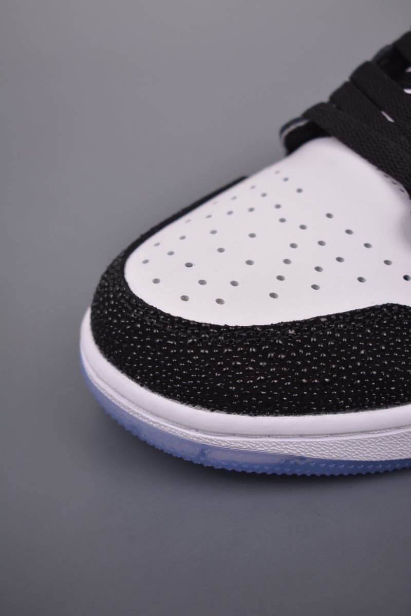 Air Jordan 1 Low 'Black' view