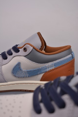 Air Jordan 1 Low 'White / Blue' view 8