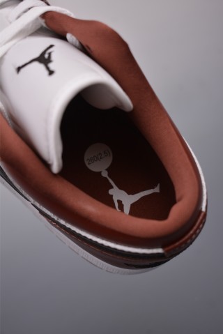 Air Jordan 1 Low 'White / Black / Red' view 9