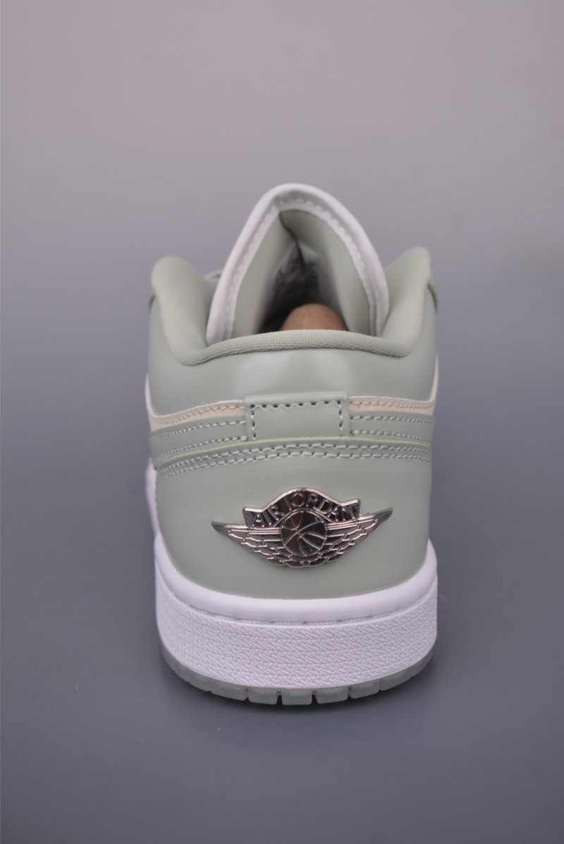 Air Jordan 1 Low 'Amber Green' view
