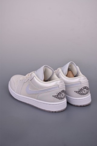 Air Jordan 1 Low 'Snake Year Limited' view 2