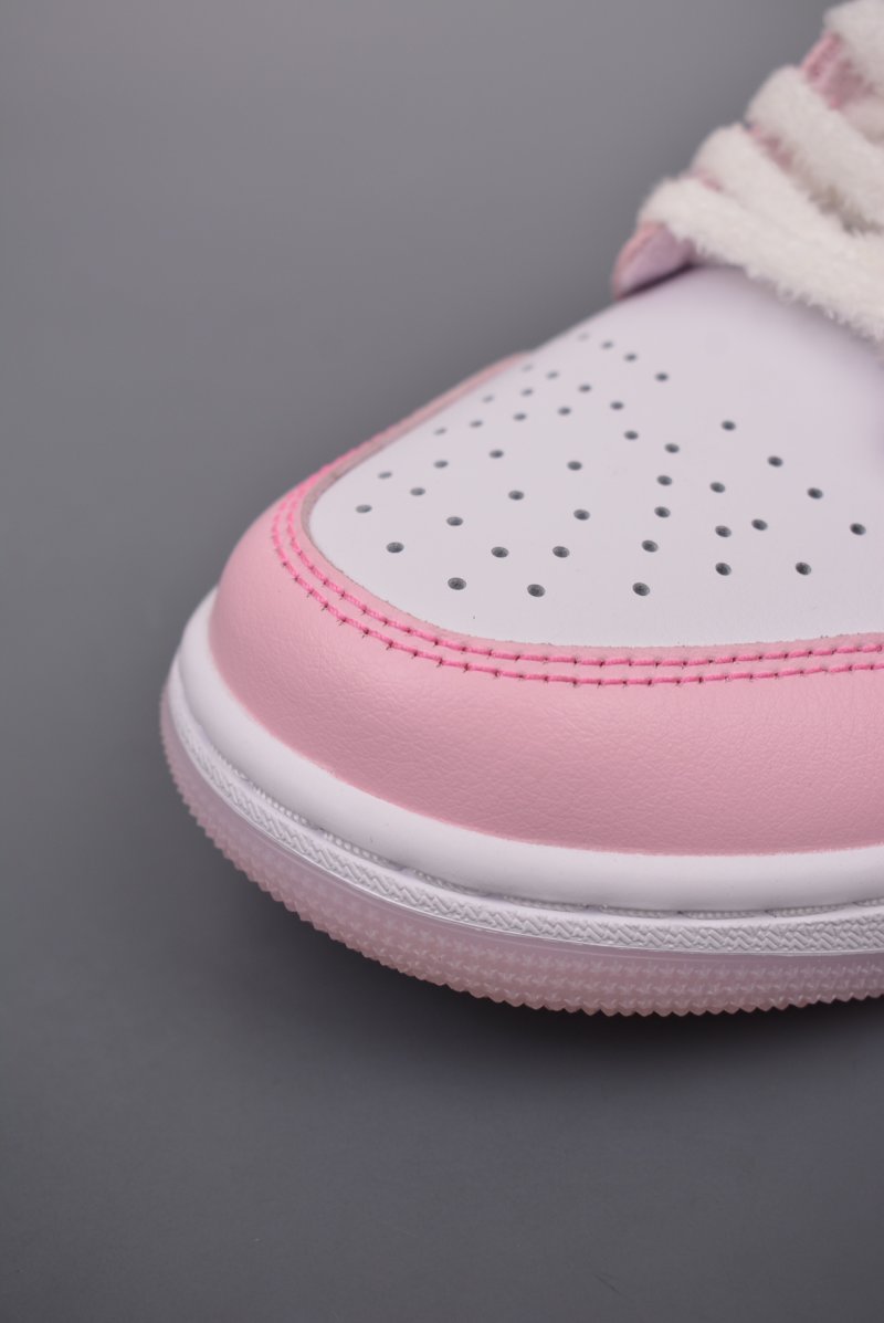 Air Jordan 1 Low 'Ice Cream Blue / Pink' view