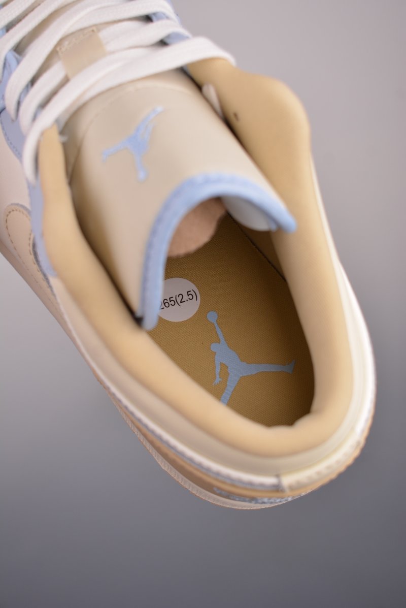 Air Jordan 1 Low 'White / Brown' view