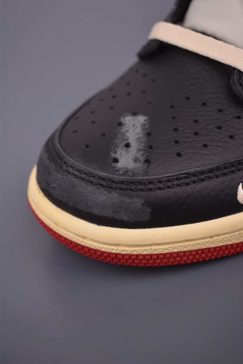 Air Jordan 1 Low 'White / Black / Red' view