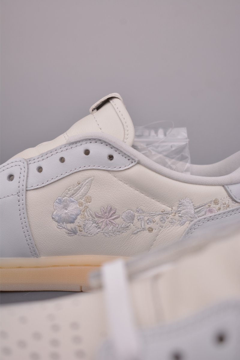 Air Jordan 1 Low 'Floral Embroidery' view