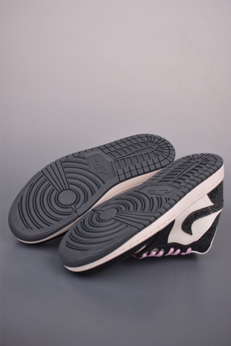 Air Jordan 1 Low 'Carbon Black' view