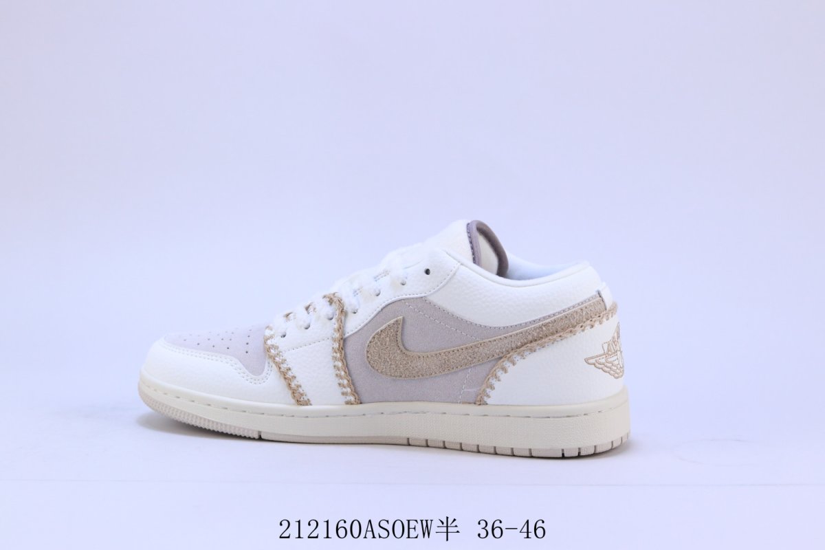 Air Jordan 1 Low view
