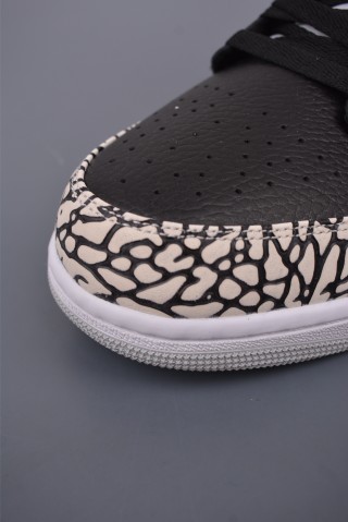 Air Jordan 1 Low 'Black / Grey' view 6
