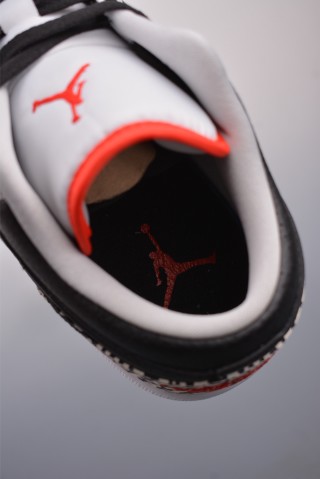 Air Jordan 1 Low 'Black / Grey' view 9