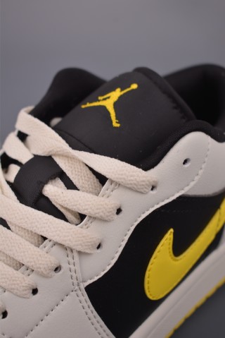 Air Jordan 1 Low 'White / Black / Yellow' view 7