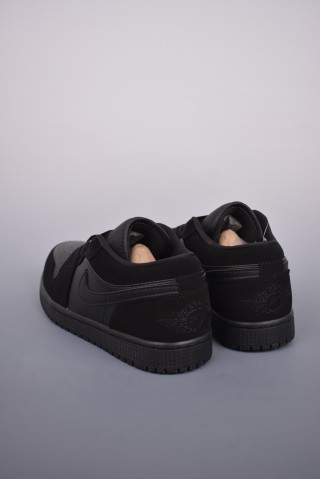 Air Jordan 1 Low 'Black' view 2