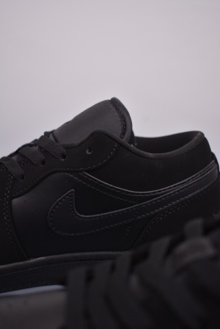 Air Jordan 1 Low 'Black' view 8